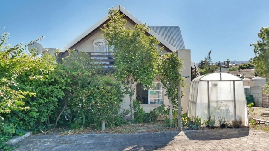 2 Bedroom Property for Sale in Idasvallei Western Cape